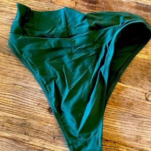 Green high waisted bikini bottoms!